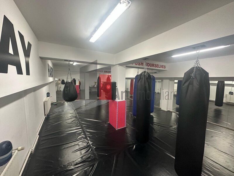 Titan, oportunitate de inchiriere, spatiu comercial pt afacerea ta